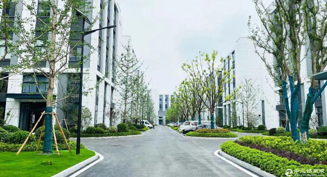 天津外环地铁旁产业园500-5000平米企业办公研发厂房出售
